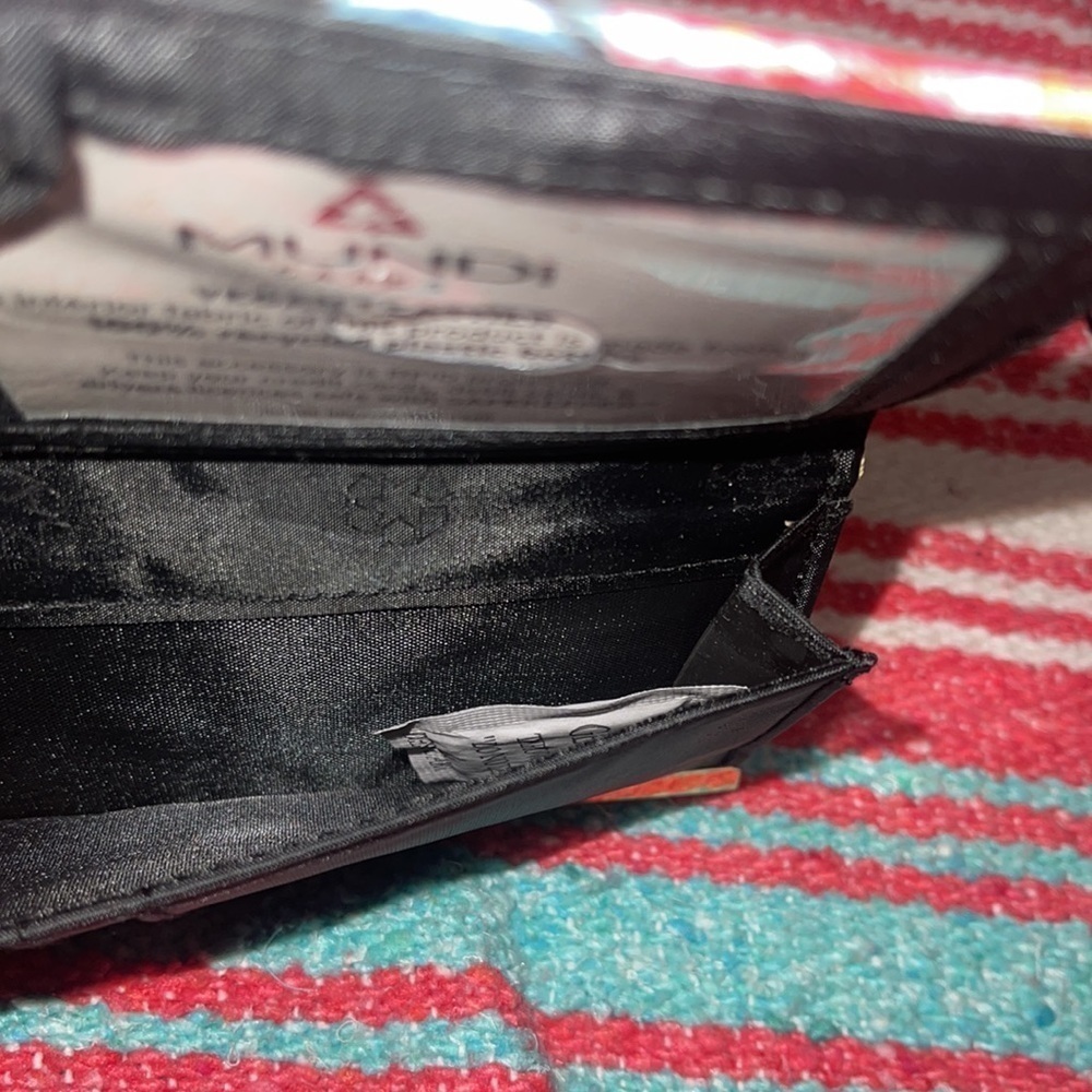 Mundi Slim Clutch Wallet Midnight Garden Fl - Picture 7 of 8